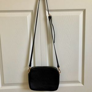 Quince Italian Leather Black Crossbody